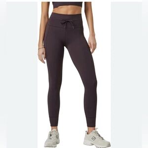 Vuori Pocket Daily Leggings - Sangria Size Small